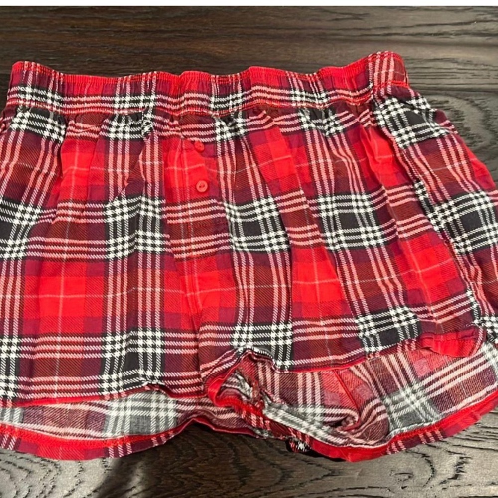 PINK Victoria's Secret Red Plaid Women's Shorts